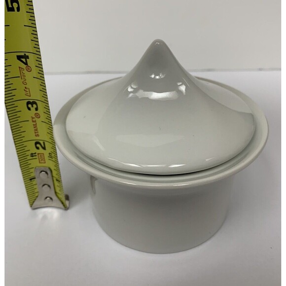 Vintage White Porcelain Lidded Sugar Containers Kaiser Style Set‎ Of 2 - Picture 5 of 5